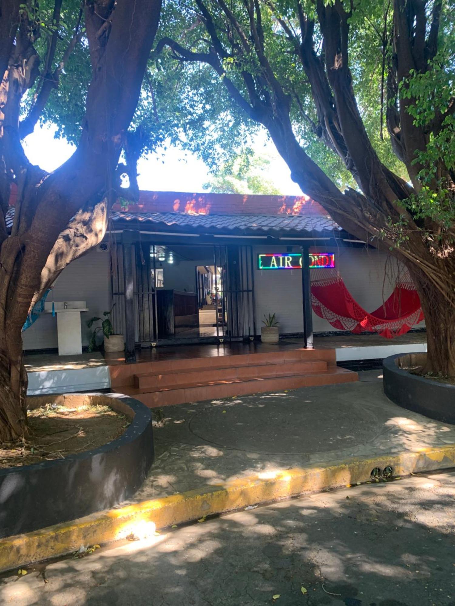 Managua Hotel Oasis Manágua Exterior foto
